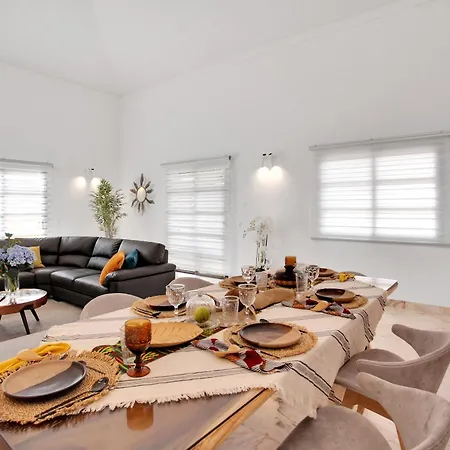 Villa Corralejo *